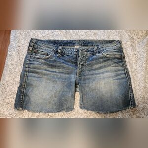 Cutoff Silver Jean shorts